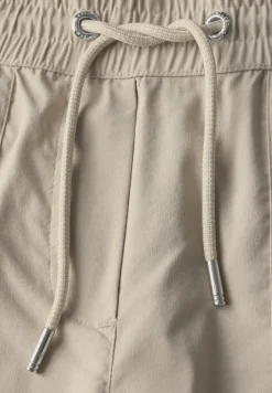 Broeken met wijde pijpen