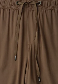 Broeken met wijde pijpen