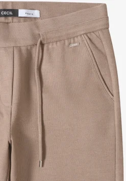 Broeken met wijde pijpen
