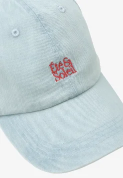 Cap met Wording Artwork