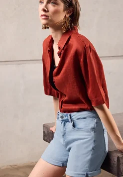 Casual fit denim shorts