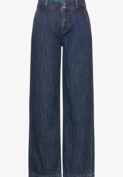 Casual fit jeans