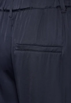Casual fit satijnen broek