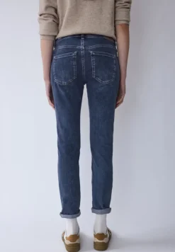 Casual jeans
