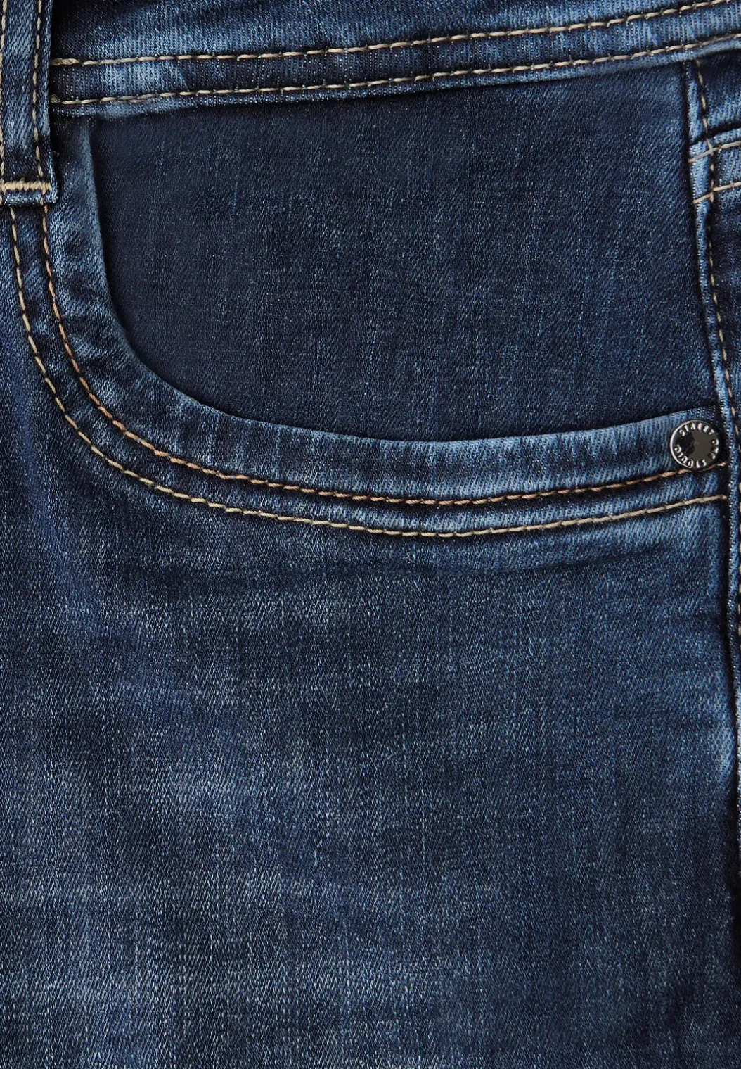 Casual jeans