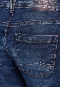 Casual jeans