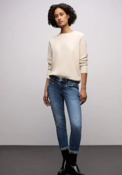 Casual jeans