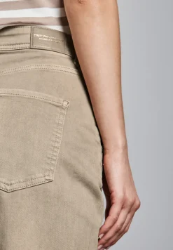 Casual jeans