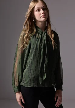 Chiffon blouse met strik