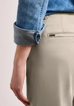 Chino's met Slim Legs, gemaakt van een lyocell-mix