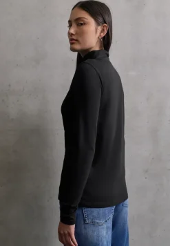 Col shirt