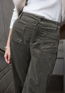 Corduroy broek met opgestikte zakken