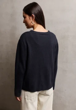 Cosy Basis Vest