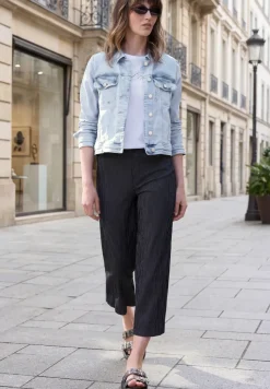 Denim jack met borstzakken en knopen
