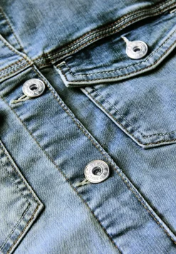 Denim jack met knoopsluiting