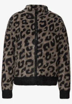 Fluffy leo vest