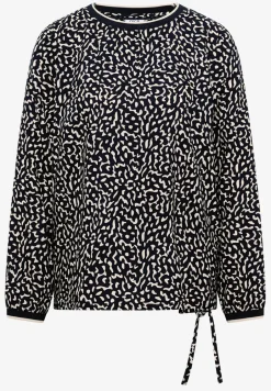 Gedessineerde blouse