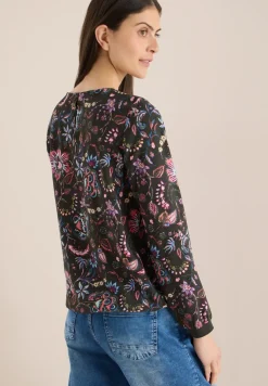 Gedessineerde blouse