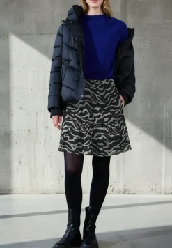 Gedessineerde chiffon rok