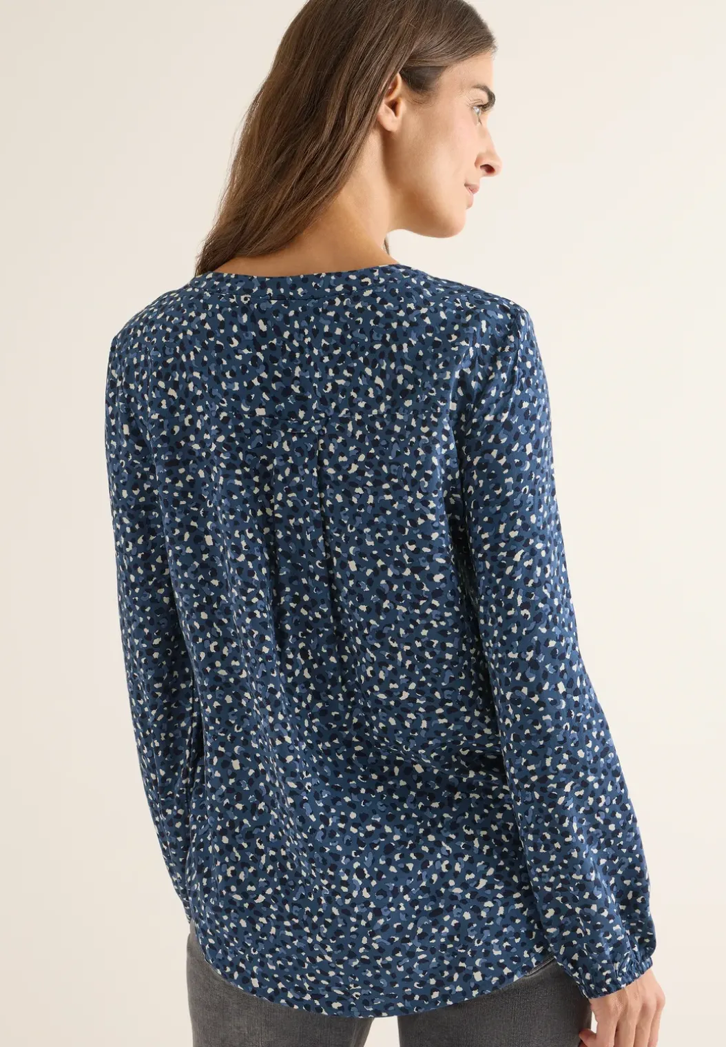 Gedessineerde blouse
