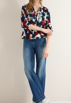 Gedessineerde blouse