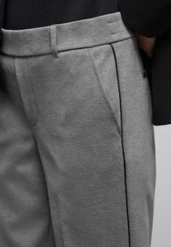 Gemêleerde chino met band