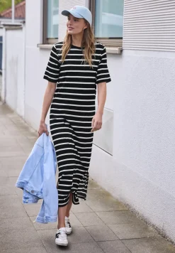 Gestreepte midi-jurk met sierknopen