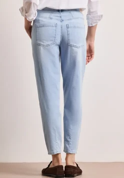 High Waist Barrel Leg Jeans in Loose Fit