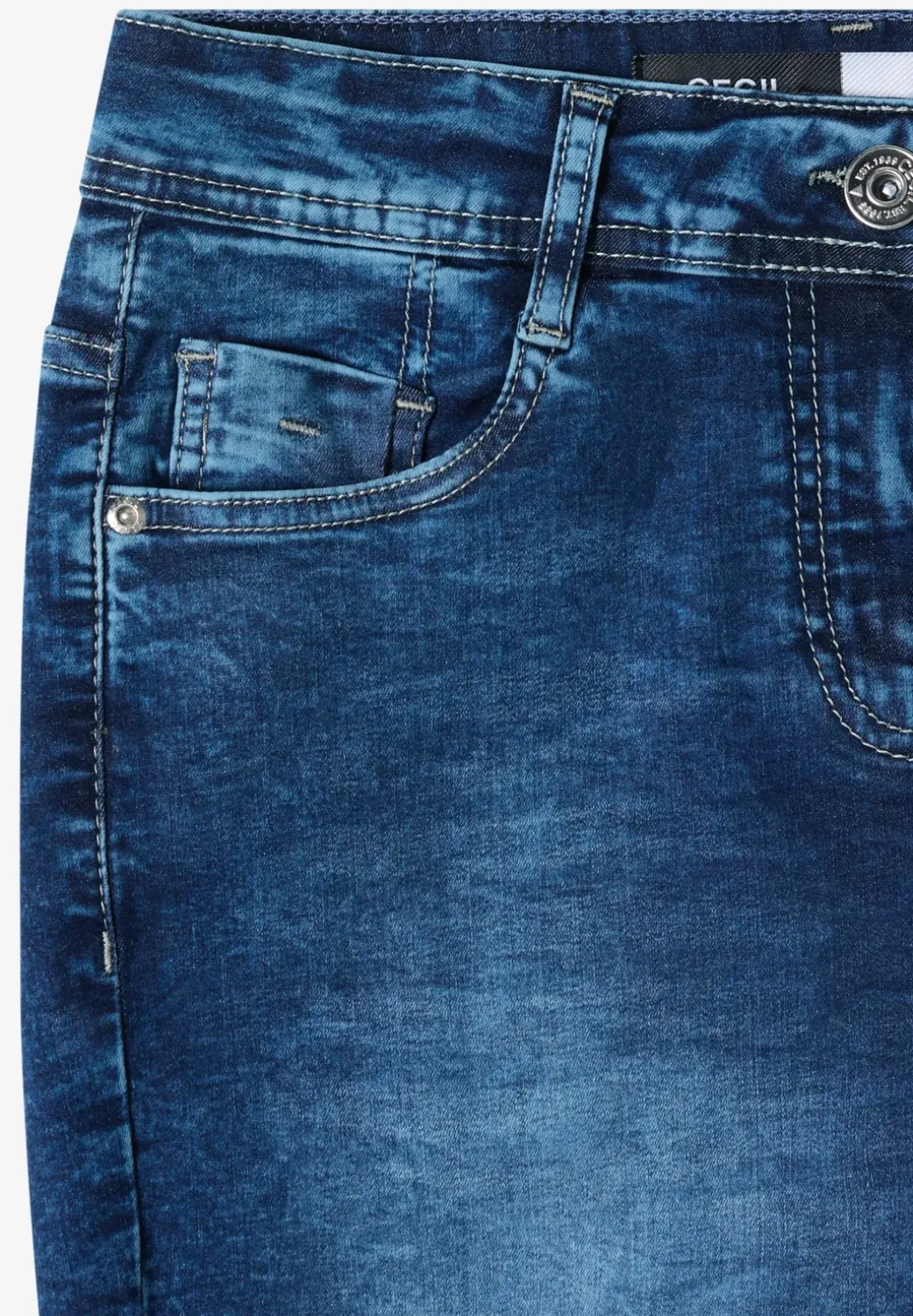 High Waist denim shorts met slanke pijpen in Slim Fit