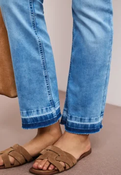 High Waist jeans met flared pijpen en decoratieve zoom