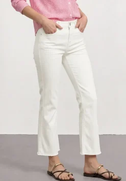 High Waist jeans met uitlopende pijpen in Slim Fit