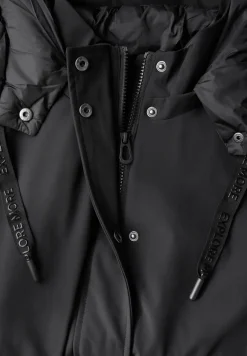 2-in-1 trenchcoat