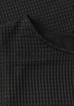 2-in-1 mesh Shirt