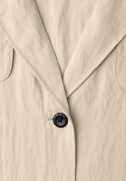 Jas in trench look