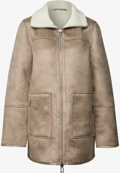 Jas met teddy details