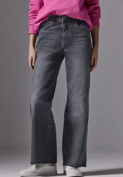 Jeans met wijde pijpen