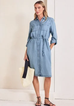 Knielange jurk in een verwassen look