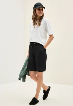 Korte broek met structuur