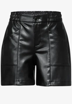 Korte broek van paperbag