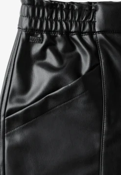 Korte broek van paperbag