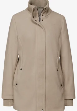 Korte jas met gebreide details
