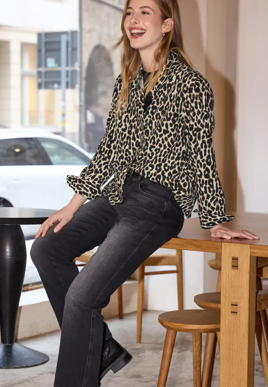 Leo blouse
