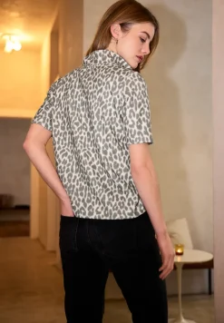 Leo Shirt