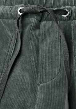 Loose Fit corduroy broek