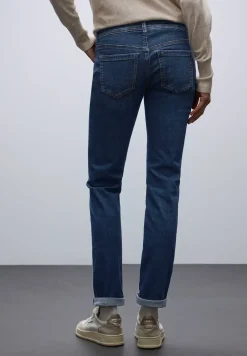 Low Waist Jeans