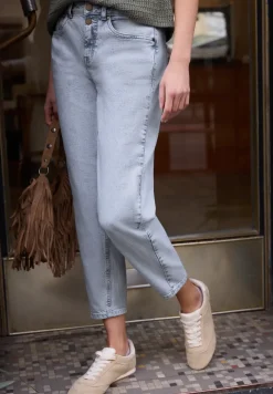 Mid Waist Barrel Leg Jeans in Loose Fit