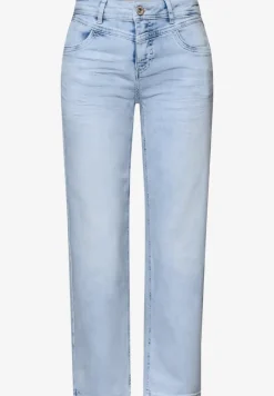 Mid Waist straight leg jeans in casual fit