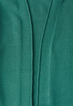 Open basic vest