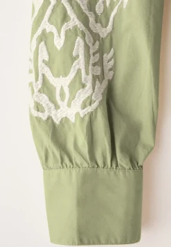 Overhemd blouse met borduursel