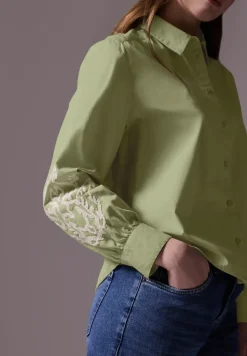 Overhemd blouse met borduursel